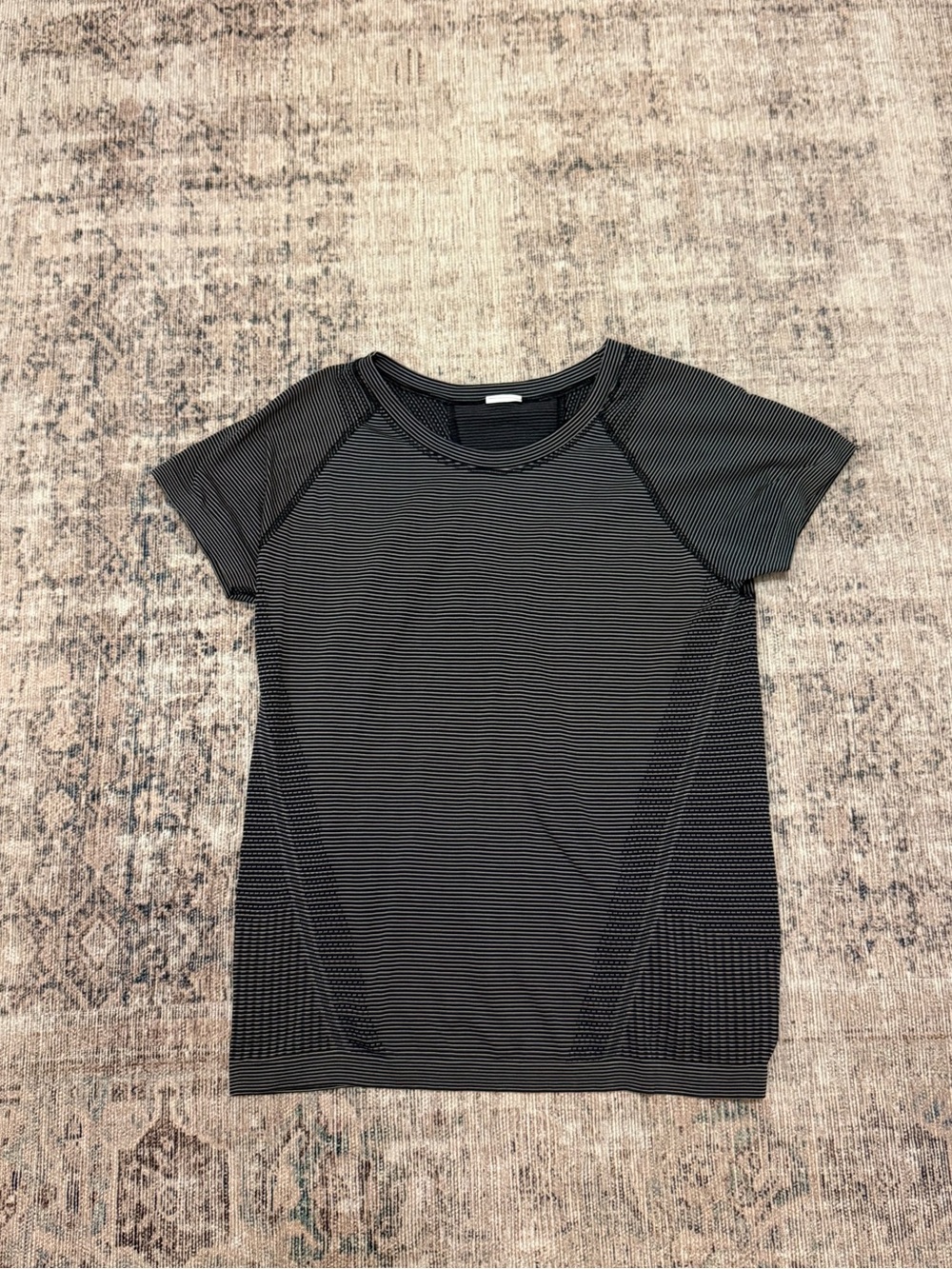 Athleta top